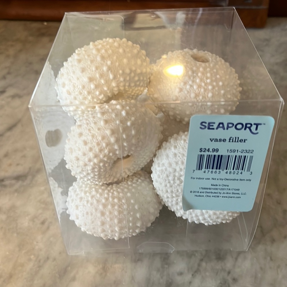 shell vase filler